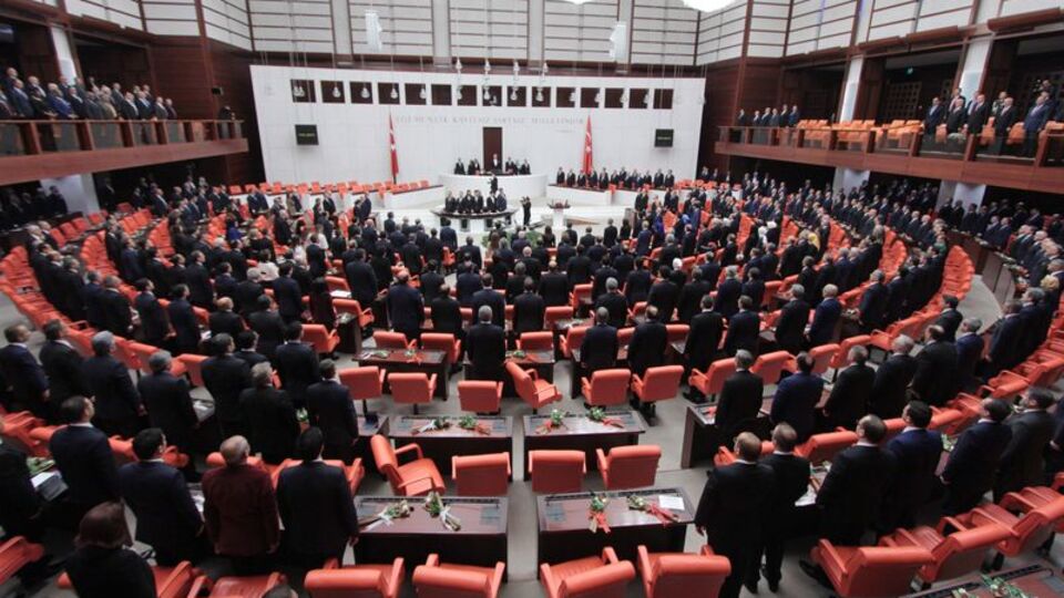 'Dokunulmazlık'ta ilk tur referanduma işaret