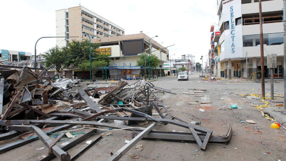 Ekvador yine sallandı!