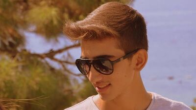 Liselilerin kız kavgası ölümle bitti! Defalarca bıçakladı