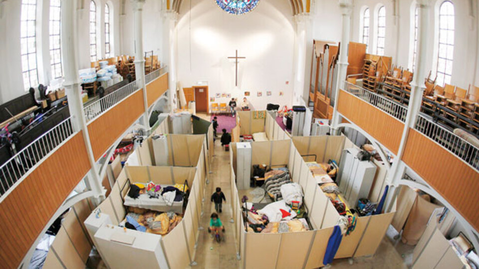 Kabul için din değiştiriyorlar!