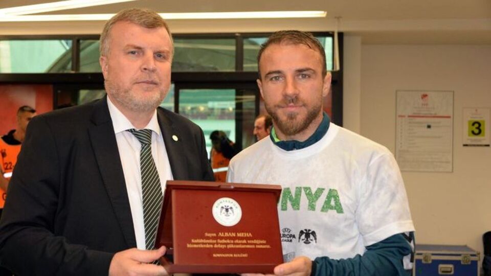 Meha ve Borek'e plaket