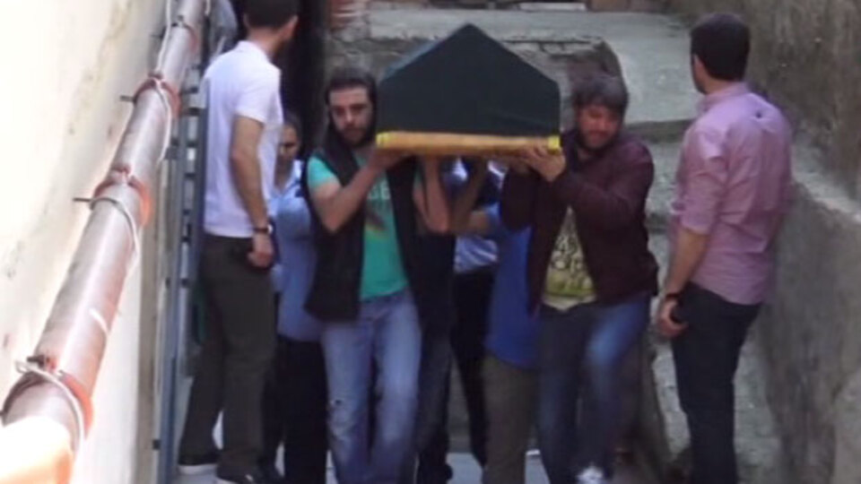 5 yaşındaki oğlunu boğarak öldürdü! Polisi arayıp...