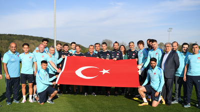 Milliler eksik başladı