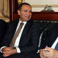 Twitter'dan tebrik etti: Haydi Bismillah