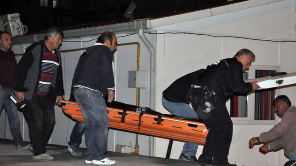 Suriyeli işçi 14. kattan düştü