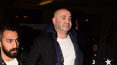 Şafak Sezer ortaya çıktı