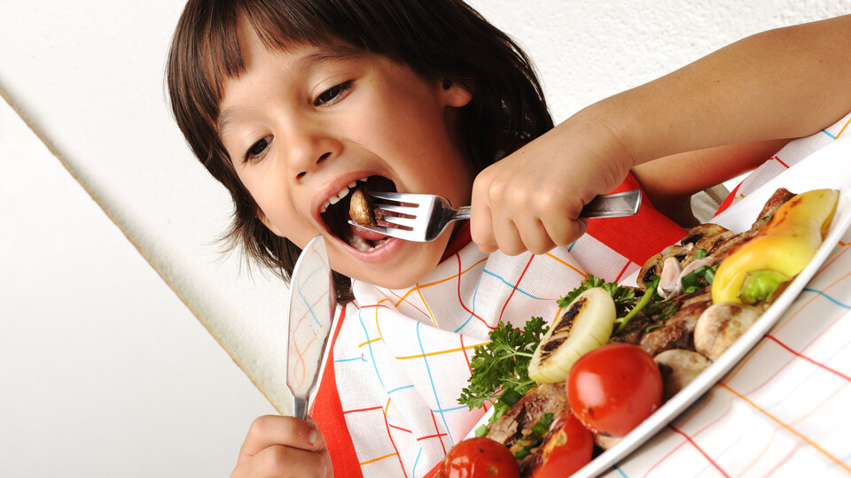Çocuğu et yemeyenler dikkat!