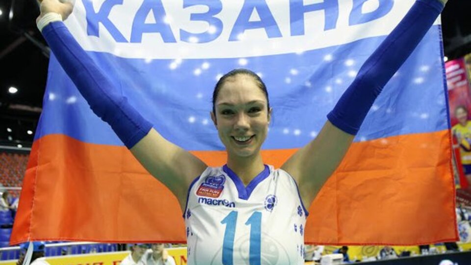 Voleybolu bıraktı!