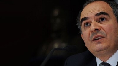 Yeni görevine resmen başladı