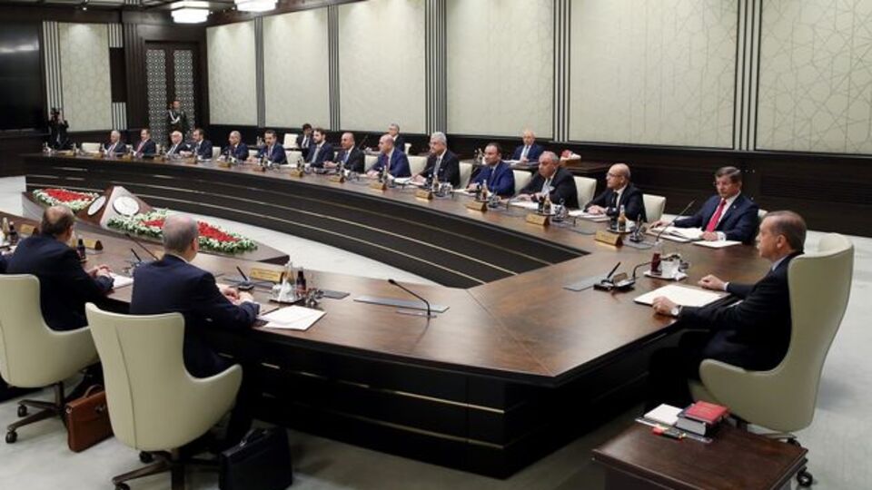 Kabinede revizyonun şifreleri