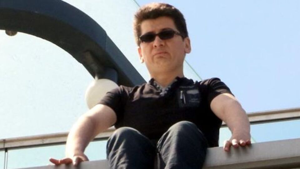 AVM'de intihar girişimi!