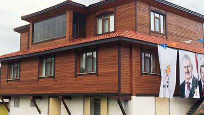 'Pancardan araba, topraktan yol yapardı'