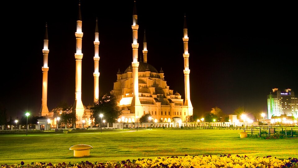 Bugün Berat Kandili!