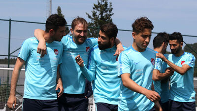 Milliler'den Kartallara tebrik