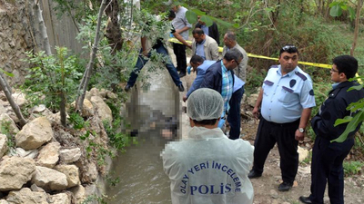 Çocukları "gitme" diye ısrar etti ama...