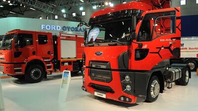 Ticari araçlar sergileniyor!