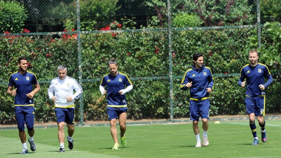 F.Bahçe'de derbi hazırlıkları!