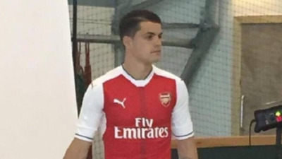 Xhaka resmen Arsenal'da