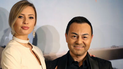 "Karın çok genç, güzel ve alımlı"