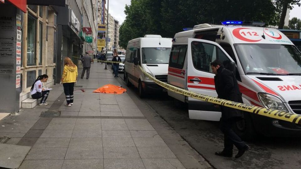 istanbul'un göbeğinde şüpheli ölüm!