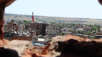 Sur'da 14 sokakta sokağa çıkma yasağı kaldırılıyor