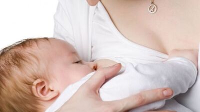 Meme kanserinin en büyük düşmanı emzirmek