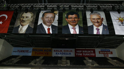 Binali Yıldırım AK Parti'nin 3'üncü genel başkanı oldu