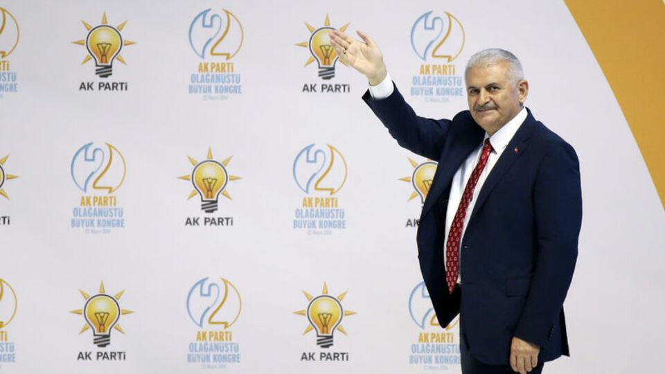 Davutoğlu'nun devrettiği o yetki Binali Yıldırım'a verilecek mi?