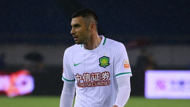 Burak Yılmaz'a milli tepki