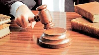 Kızını döverek öldürdü!