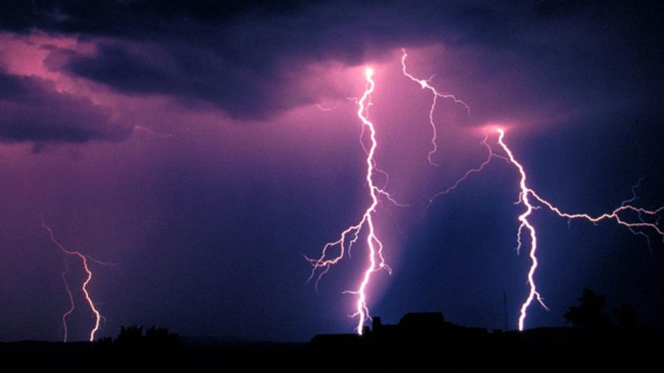 4 ile yıldırım uyarısı!