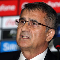 Güneş, yıldız futbolcunun menajerini kovdu!