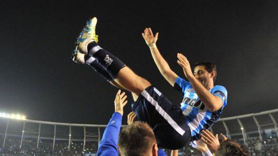 Milito'dan duygusal veda!