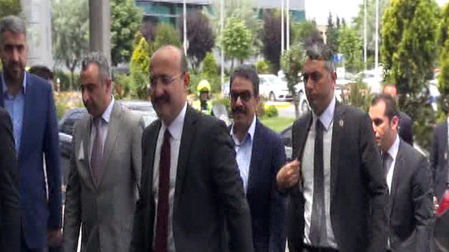 Kabine dışı kalan Akdoğan'dan ilk yorum
