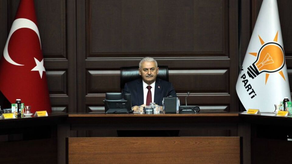 İlk grup toplantısında 3 önemli vurgu: Başkanlık, terör ve ekonomi