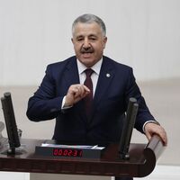 İşte Binali Yıldırım'ın yerine geçen isim