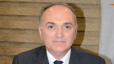 Faruk Özlü kimdir?