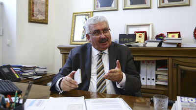 MHP'den seçimli kurultay resti!