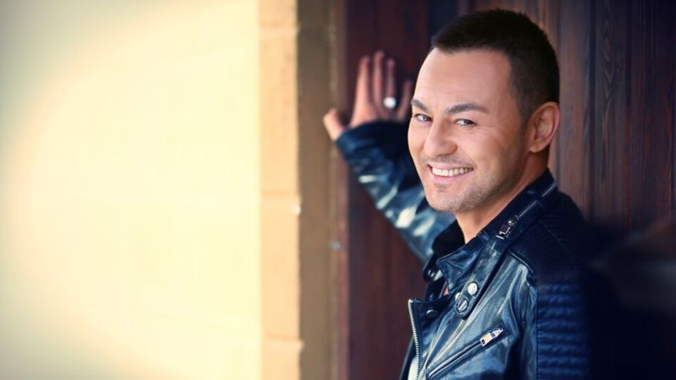 Şarkı yüzünden icralık oldu