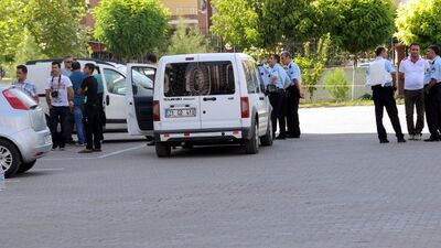 Eski sevgilisi ve kardeşini öldürüp intihar etti