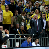 Aziz Yıldırım'ın çileden çıktığı an!