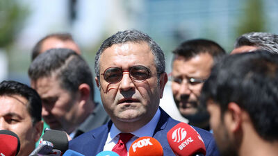 AYM'de başvuru günü! CHP'li vekil HDP'lilerden önce davrandı