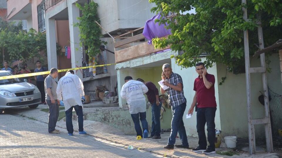 Eski sevgilisini, çok sevdiği için öldürmüş