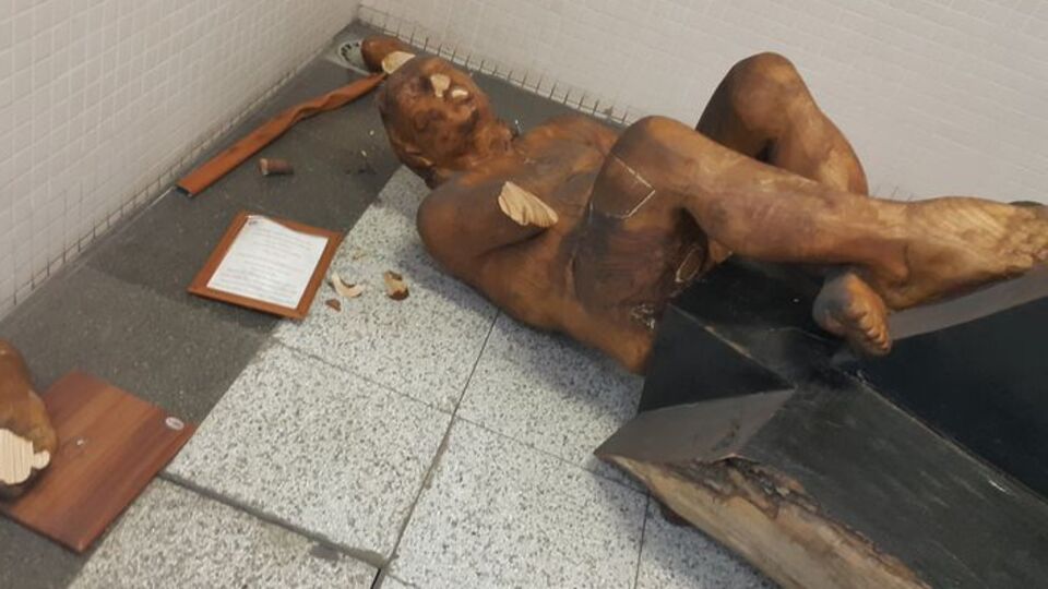 O heykel sergilenmeye devam edecek