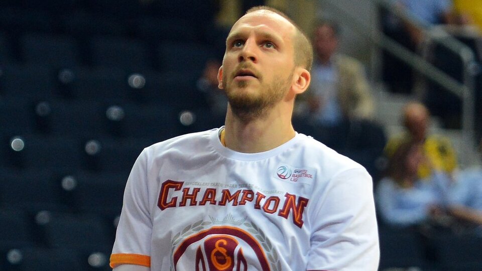 G.Saray'dan kupa göndermesi