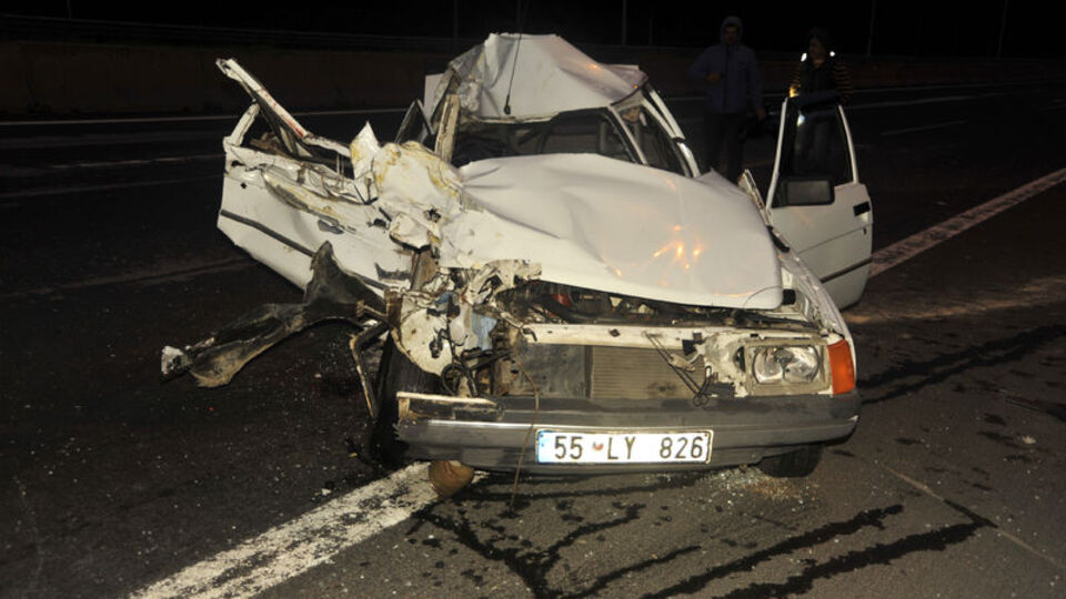 TEM'de trafik kazası: 1 ölü 2 yaralı