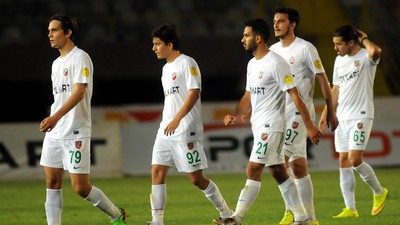 Karşıyaka'da ayrılık çanları