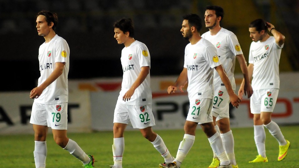 Karşıyaka'da ayrılık çanları