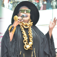 Zincirli Diva coşturdu