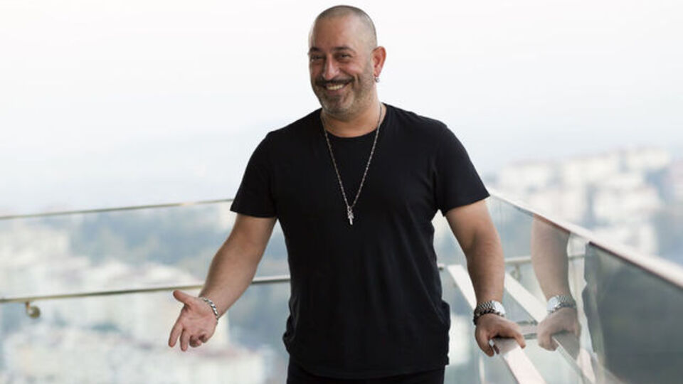 Cem Yılmaz'ın retweetlediği komedyen matematikçi çıktı